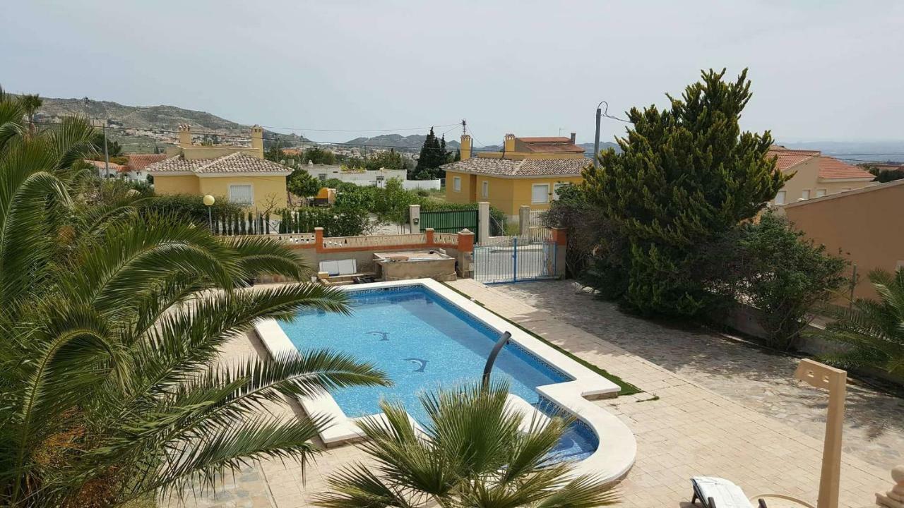 Casa De Los Amigos Busot Exteriér fotografie