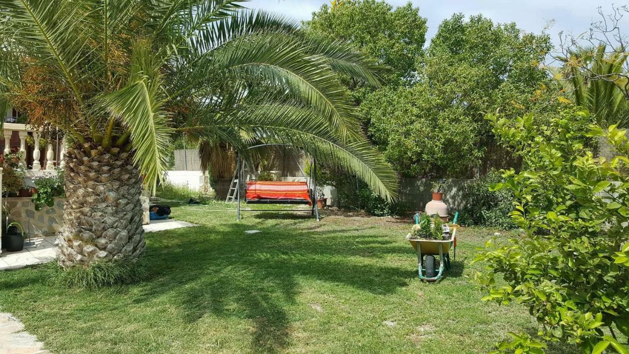 Casa De Los Amigos Busot Exteriér fotografie